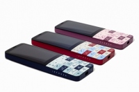 「INFOBAR xv」(画像: KDDIの発表資料より)