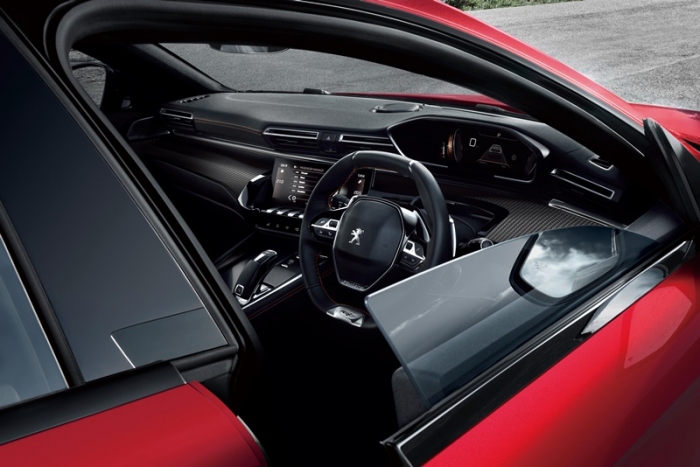 新型508（画像: プジョーの発表資料より）