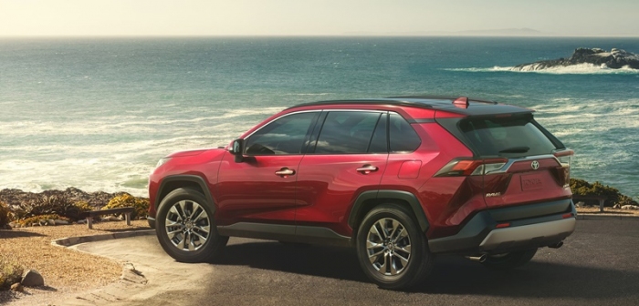 新型「RAV4」。