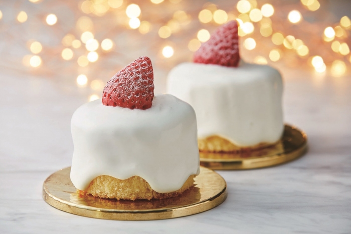 「苺のキャンドルケーキ」