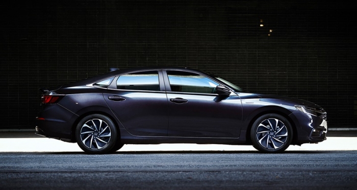 新型「インサイト」（画像: 本田技研工業の発表資料より）