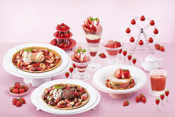 「デニーズ2019苺デザート」（写真：セブン＆アイ・フードシステムズの発表資料より）