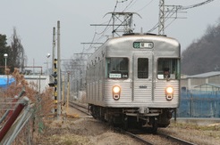 「3500系O6編成の現役時代（旧屋代線にて）」（画像:長野電鉄の発表資料より）