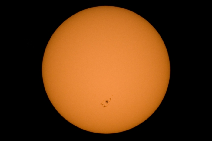 太陽と黒点。