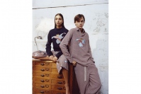 「ロエベ」がダンボとコラボしたカプセルコレクションを発売  先行販売イベントも開催