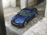 「INFINITI Q50 Signature Edition」（画像: 日産自動車の発表資料より）