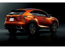 深みと鮮やかさを両立させたブレージング・カーネリアンコントラスト・レイヤリングのボディカラーを新たに採用したLEXUS NX 深みと鮮やかさを両立させたブレージング・カーネリアンコントラスト・レイヤリングのボディカラーを新たに採用したLEXUS NX