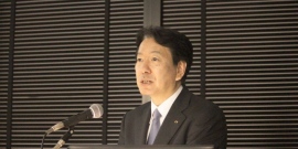 日野自動車、通期は増収増益 国内・海外・トヨタの連結売上台数が増加し、売上高は過去最高に 日野自動車、通期は増収増益 国内・海外・トヨタの連結売上台数が増加し、売上高は過去最高に