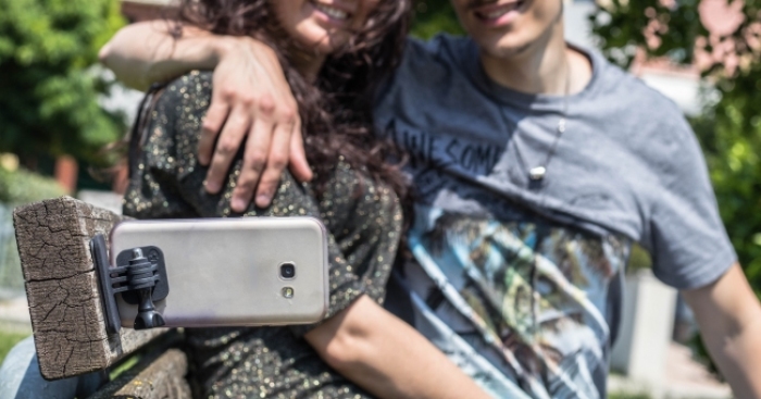 「STICK iT」の利用イメージ。（画像: Hamster Shopの発表資料より）