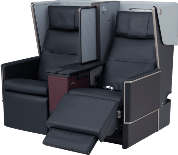 ファーストクラスの座席。