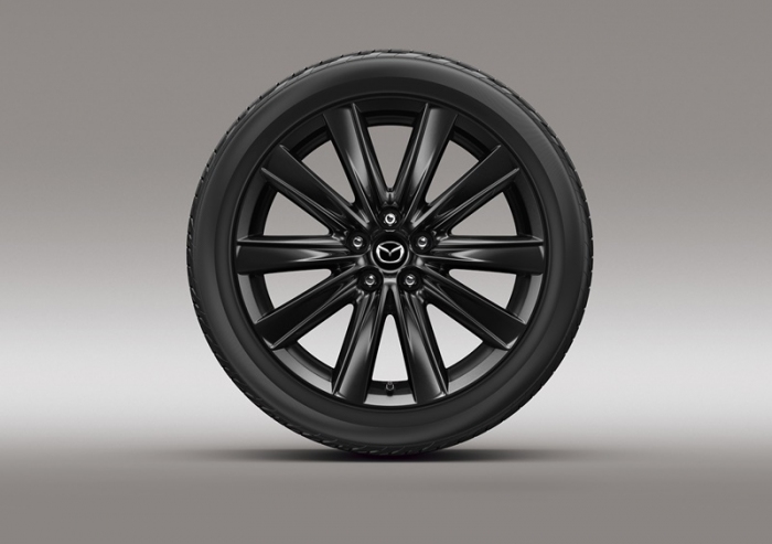 マツダ6　25T S Packag専用ホイール(画像はマツダメディアWEBサイトより)