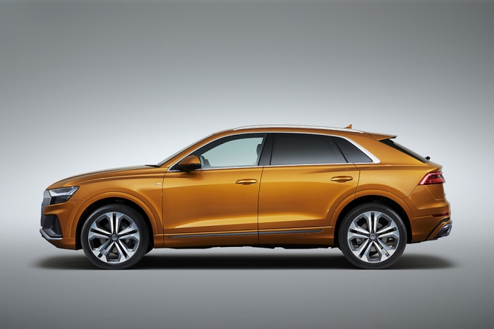 Audi Q8。