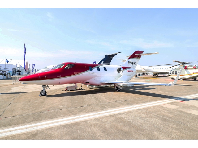 HondaJet Eliteは昨年5月に発表した最新鋭機。米国、欧州、メキシコ、ブラジル、インド、日本、およびカナダで型式証明を取得しており、今回新たに中国で型式証明を取得した