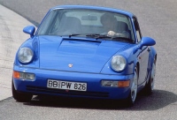 マリタイムブルーはポルシェの象徴ともいえる特別なカラーリングだ。（画像:ポルシェジャパン発表資料より）