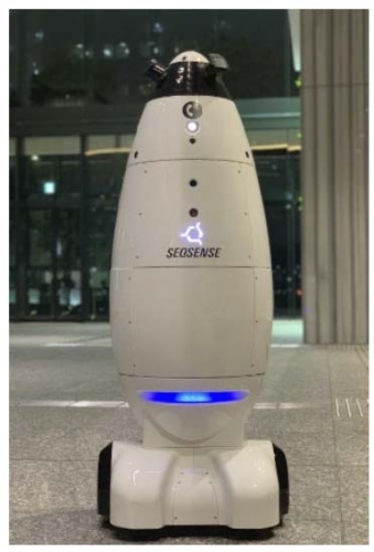 ⾃律移動警備ロボットSQ-2（三菱地所発表資料より）
