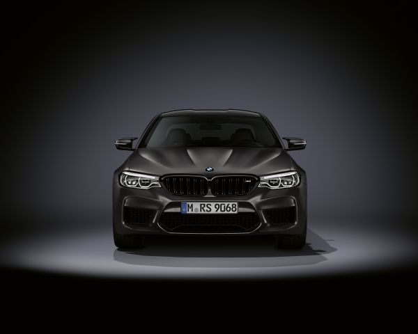 「BMW M5 35 Jahre Edition」