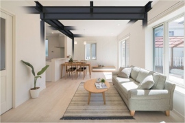 積水ハウス「ファミリースイート リノベーション」のリビング空間。黒い鉄骨部分は「RFサポートビームシステム」の構造体イメージ 積水ハウス「ファミリースイート リノベーション」のリビング空間。黒い鉄骨部分は「RFサポートビームシステム」の構造体イメージ