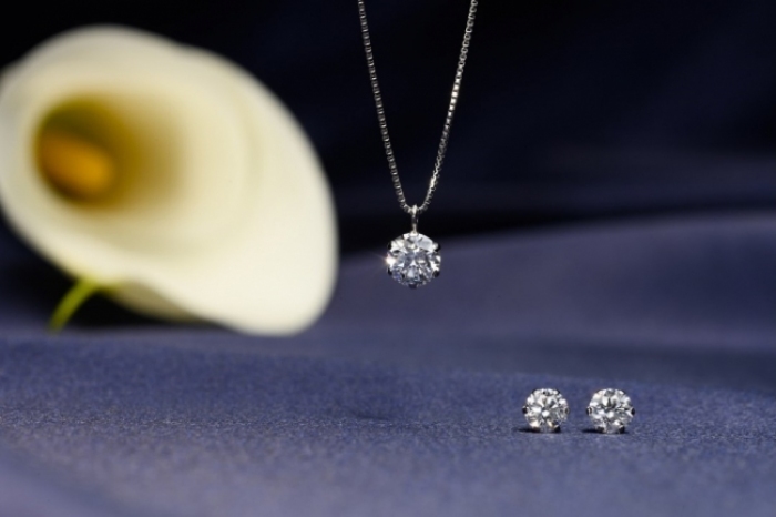 PASSION DIAMONDの取り扱い商品例。（画像:D.Tech発表資料より）