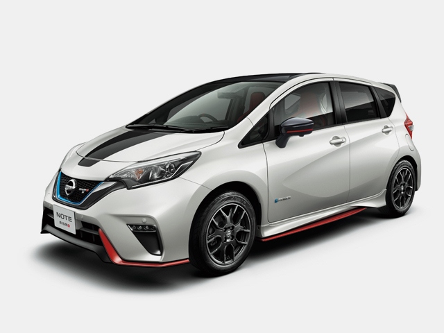 特別仕様車のノート「Black Limited」、価格は「ノートNISMO S」が268万2900円、「e-POWER」モデルが270万2700円から308万7700円