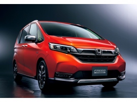 マイナーチェンジしたホンダのコンパクトなミニバン「フリード」に加わったクロスオーバーモデルの新グレード「CROSSTAR」 マイナーチェンジしたホンダのコンパクトなミニバン「フリード」に加わったクロスオーバーモデルの新グレード「CROSSTAR」