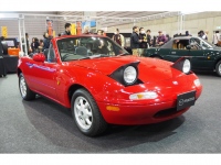 1989年にデビューしたマツダ製2座オープンスポーツである初代「ロードスター」