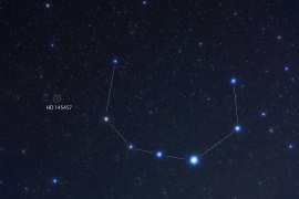 日本から名称を提案した系外惑星系の星野写真（c) 大西浩次