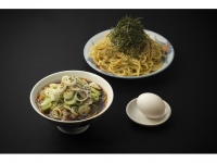 東京六本木「Mercedes me Tokyo NEXT DOOR」に開店する立ち食いそば屋“Minatoya3”で提供するメニュー「Minatoya 3 Vision “ Mercedes-AMG GT Atatakai-Nikusoba ”」、価格1200円