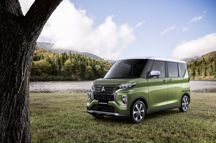 三菱・eKクロス スペース（画像: 三菱自動車工業の発表資料より）
