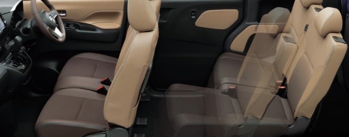 後席ロングスライド（画像: 日産自動車の発表資料より）