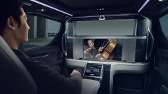 LEXUS LMの車室内のパーテーション（画像：LEXUS  International発表資料より）