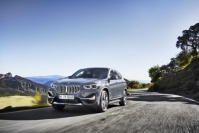 「BMW X1 xDrive18d」（画像: ビー・エム・ダブリューの発表資料より）