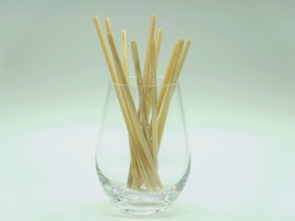 アサヒグループHDと一般社団法人「東松島みらいとし機構」が、新たな施策として、麦収穫後の麦わらを使用した『希望の大麦ストロー』の製造を開始する アサヒグループHDと一般社団法人「東松島みらいとし機構」が、新たな施策として、麦収穫後の麦わらを使用した『希望の大麦ストロー』の製造を開始する