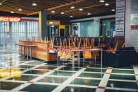 新型コロナウイルス対策で休業となった店舗。オーストラリアで。(c) 123rf