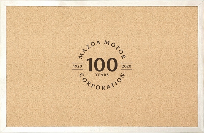 マツダ100周年記念ロゴコルクボード