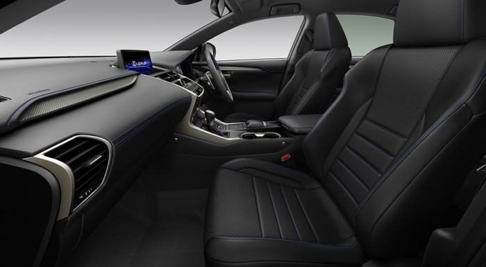 インテリア（ブルーステッチなど）（トヨタ自動車の発表資料より）