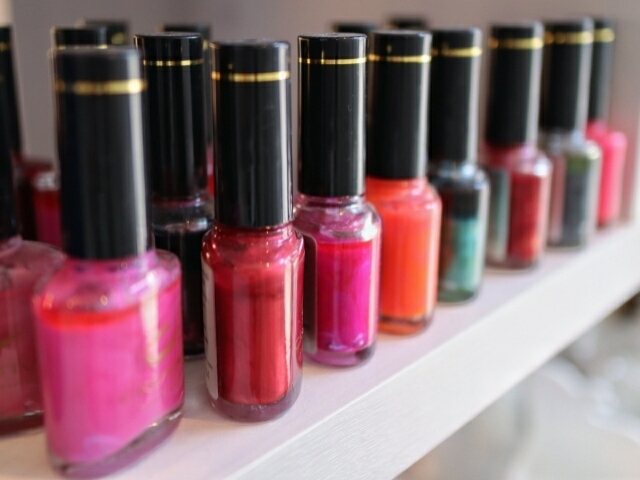 富士経済が「化粧品業態別販売動向とインバウンド実態調査 2020」