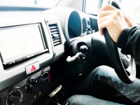 矢野経済研究所が車載ディスプレイ部材世界市場を調査。新型コロナにより自動車市場が縮小、車載ディスプレイも6～8割に縮小の見込み