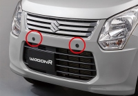 超音波センサー（前）（画像：スズキ発表資料より）