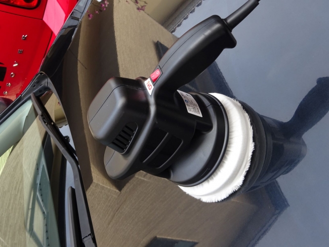 Photo:電動ポリッシャー ©sawahajime Photo:電動ポリッシャー ©sawahajime