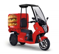 アイディア AAカーゴ α4 「マックデリバリーサービス」仕様：発表資料より