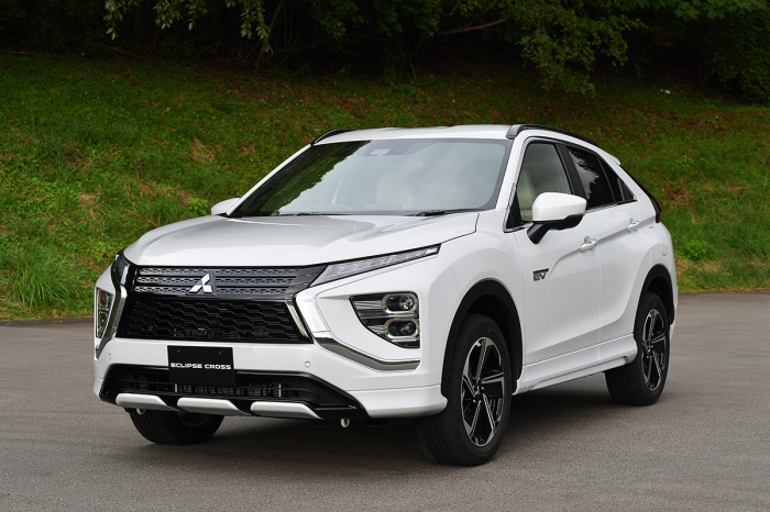 エクリプスクロスPHEV（画像: 三菱自動車工業の発表資料より）
