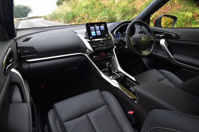 エクリプスクロスPHEV（画像: 三菱自動車工業の発表資料より）
