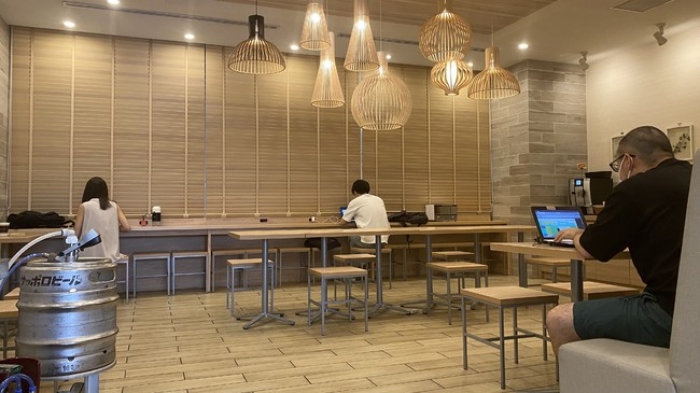 「テレスペ」でのオフィスのイメージ。（画像: テレワーク・テクノロジーズの発表資料より）