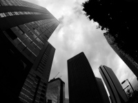 日本総研が緊急事態宣言の延長に関連し景気動向を予測。2020年度の成長率は5.3%のマイナス成長