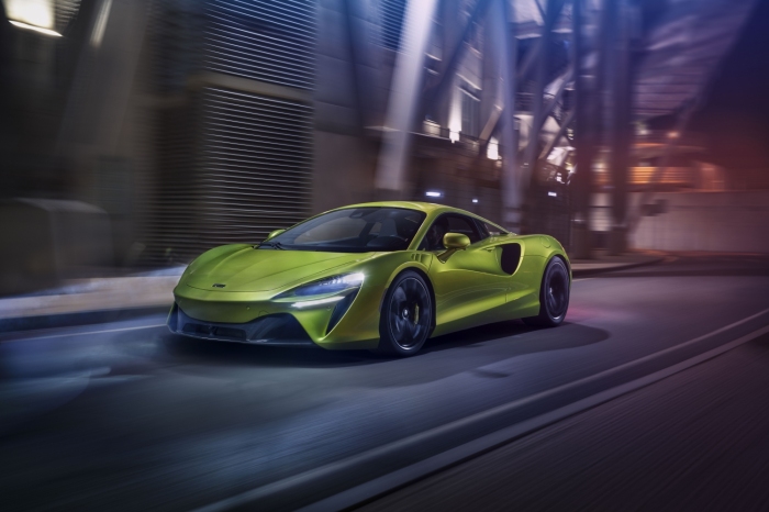 マクラーレン・アルトゥーラ（画像: マクラーレン・オートモーティブ発表資料より）
