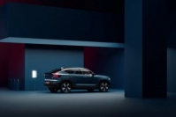 ボルボ・C40リチャージ（画像: ボルボ・カー・ジャパン発表資料より）