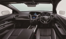 自動運転レベル3を実現したホンダ・レジェンドのインテリア インストルメントパネル（画像: 本田技研工業の発表資料より）