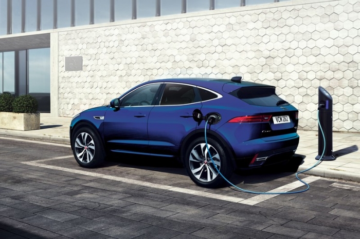 E-PACE PHEV LAUNCH EDITION