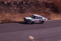 水面下での自動車メーカー間バトル