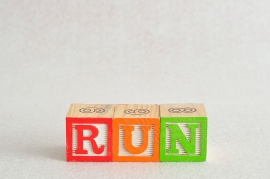 Runの本来の意味は 走る ではない コアで覚える英語 10 財経新聞